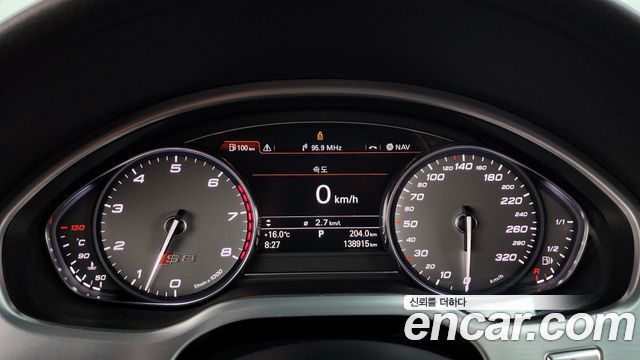 Audi S8 4.0 TFSI quattro D4 2013 — фото 8