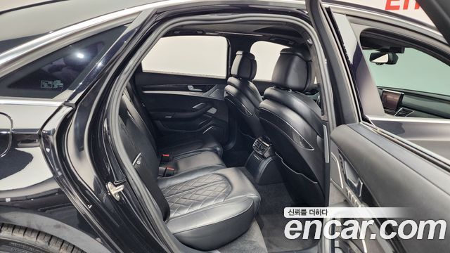 Audi S8 4.0 TFSI quattro D4 2013 — фото 12