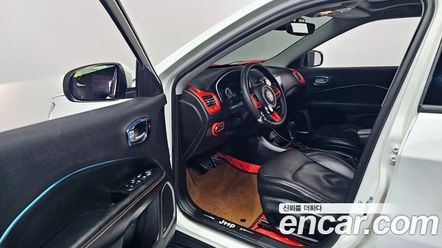 Jeep Compass (II) 2.4 Longitude AWD 2019 — фото 11