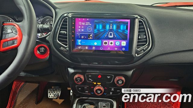Jeep Compass (II) 2.4 Longitude AWD 2019 — фото 14