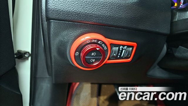 Jeep Compass (II) 2.4 Longitude AWD 2019 — фото 18