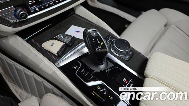 BMW 6 Series GT (G32) 630i xDrive M Sport Pro Final Edition 2024 — фото 9