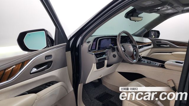 Cadillac Escalade (V) 6.2 ESV ESV Premium Luxury Platinum 2022 — фото 10