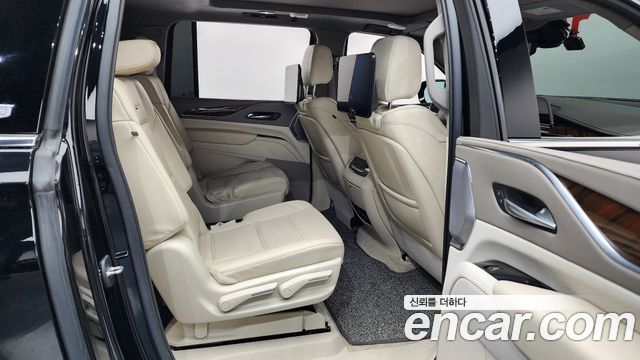 Cadillac Escalade (V) 6.2 ESV ESV Premium Luxury Platinum 2022 — фото 12