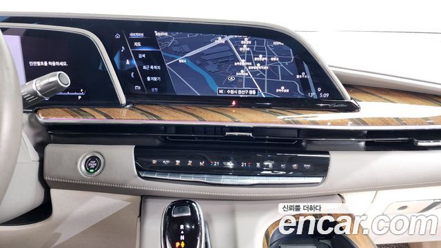 Cadillac Escalade (V) 6.2 ESV ESV Premium Luxury Platinum 2022 — фото 14