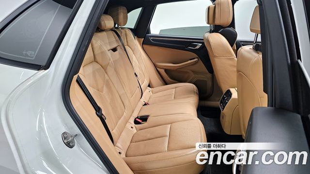 Porsche Macan 2.0 95B 2018 — фото 16