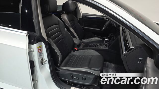 Volkswagen Arteon 2.0 TDI Prestige 2022 — фото 10