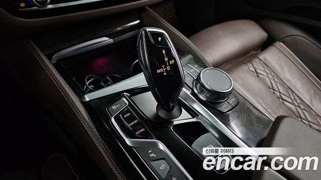 BMW 6 Series GT (G32) 640i xDrive M Sport 2018 — фото 9