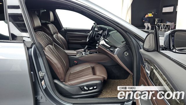BMW 6 Series GT (G32) 640i xDrive M Sport 2018 — фото 11