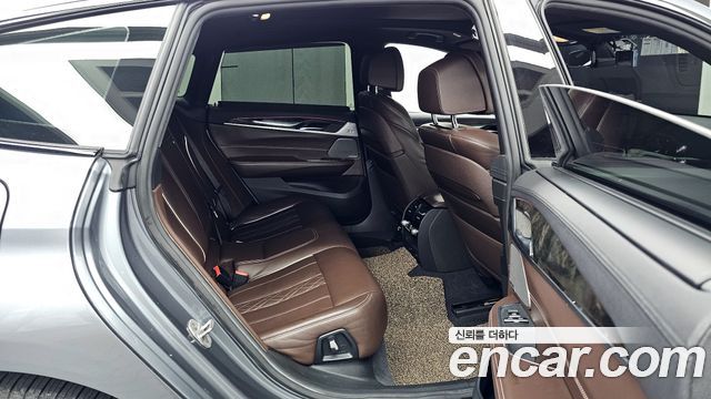 BMW 6 Series GT (G32) 640i xDrive M Sport 2018 — фото 12
