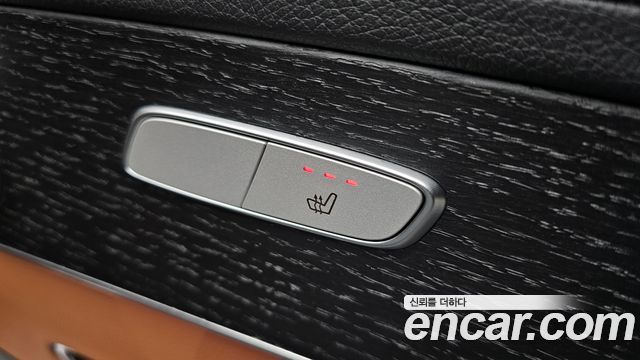Mercedes-Benz GLC-Class (X253) GCL300 4MATIC Coupe 2023 — фото 22