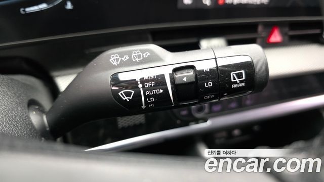 Kia Sportage (V) Diesel 2.0 4WD Prestige 2023 — фото 19