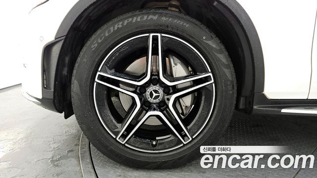 Mercedes-Benz GLC-Class (X253) GLC300 4MATIC 2022 — фото 5