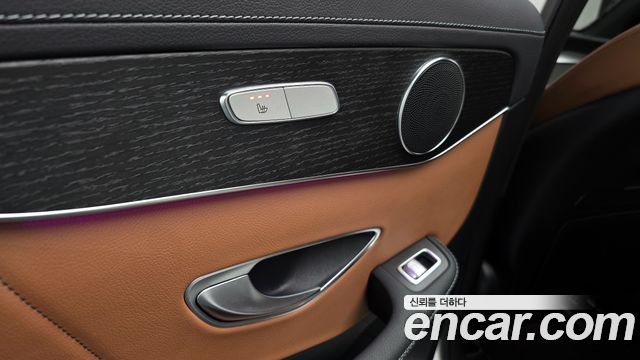Mercedes-Benz GLC-Class (X253) GLC300 4MATIC 2022 — фото 19