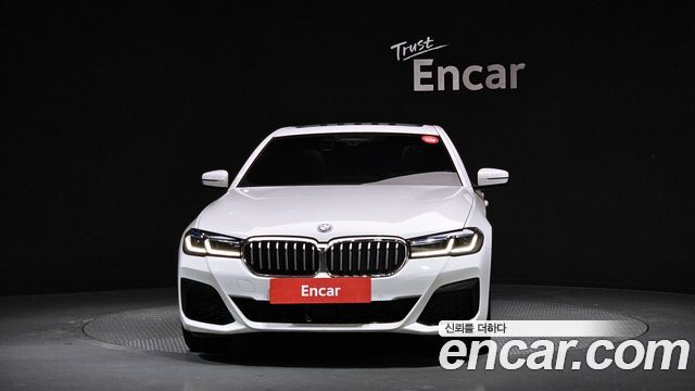 BMW 5 Series (G30) 530e M Sport 2022 — фото 3