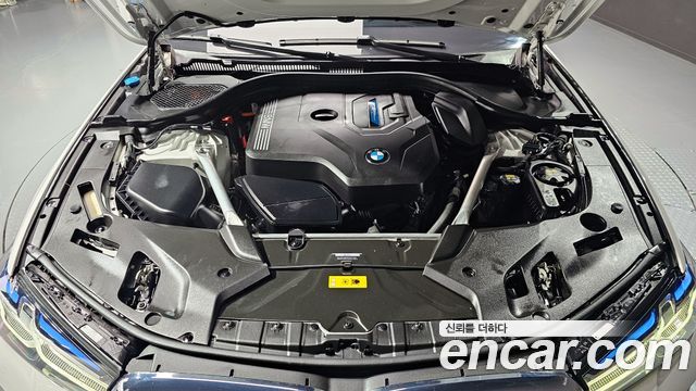 BMW 5 Series (G30) 530e M Sport 2022 — фото 6