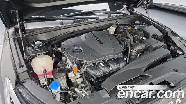 Kia K8 2.5 Gasoline 2WD Noblesse Light 2023 — фото 6