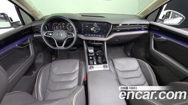 Volkswagen Touareg (III) 3.0 TDI Prestige 2023 — фото 7
