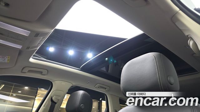 Volkswagen Touareg (III) 3.0 TDI Prestige 2023 — фото 19