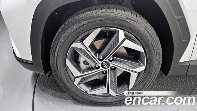 Hyundai Tucson (NX4) Gasoline 1.6 Turbo 2WD Inspiration 2021 — фото 5