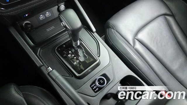 KG Mobility (SsangYong) Rexton Sports Khan Diesel 2.2 4WD Prestige 2023 — фото 9
