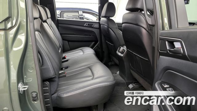 KG Mobility (SsangYong) Rexton Sports Khan Diesel 2.2 4WD Prestige 2023 — фото 12