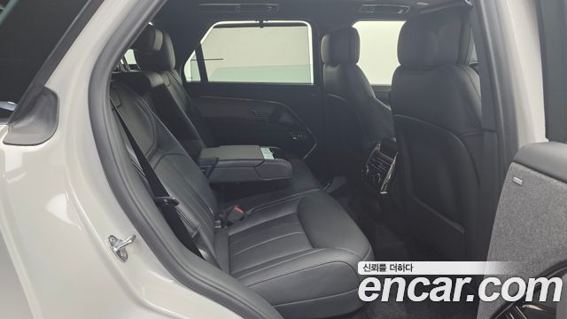 Land Rover Range Rover Sport (III) P550E Dynamic HSE 2025 — фото 5