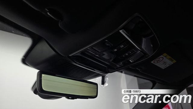 Land Rover Range Rover Sport (III) P550E Dynamic HSE 2025 — фото 16