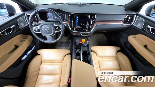 Volvo V60 Cross Country (II) B5 Pro AWD 2022 — фото 7