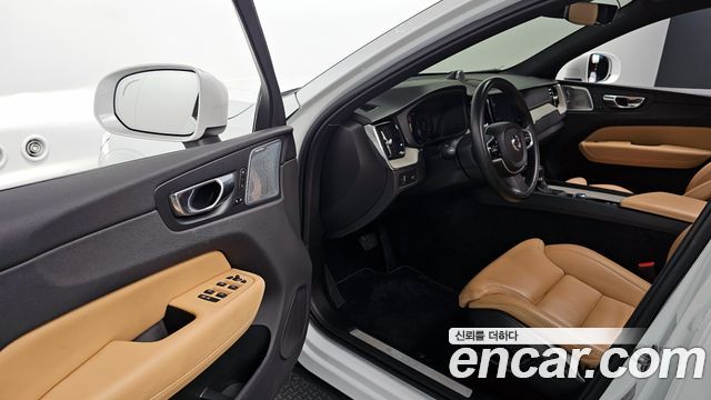 Volvo XC60 (II) T6 Inscription 2018 — фото 11