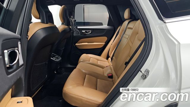 Volvo XC60 (II) T6 Inscription 2018 — фото 12