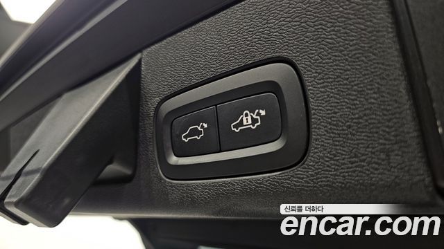 Volvo XC60 (II) T6 Inscription 2018 — фото 18
