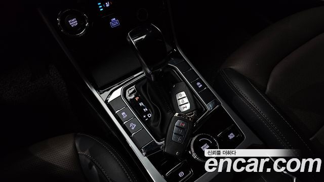 KG Mobility (SsangYong) Beautiful Korando Gasoline 1.5 2WD C7 2023 — фото 9