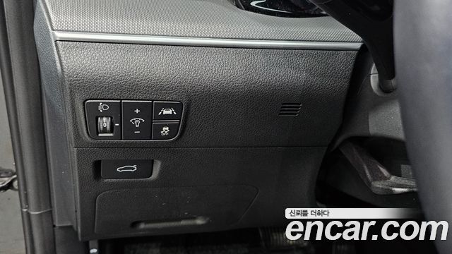Kia K5 (III) 1.6 Turbo Prestige 2022 — фото 17