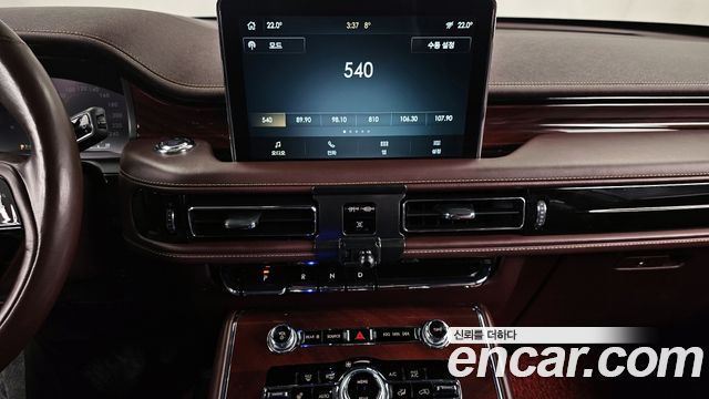Lincoln Aviator (II) 3.0 Black Label AWD 2021 — фото 18