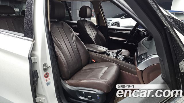 BMW X5 (F15) xDrive 30d 2017 — фото 10