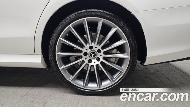 Mercedes-Benz E-Class (W213) E350 4MATIC AMG Line 2021 — фото 5