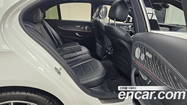 Mercedes-Benz E-Class (W213) E350 4MATIC AMG Line 2021 — фото 12