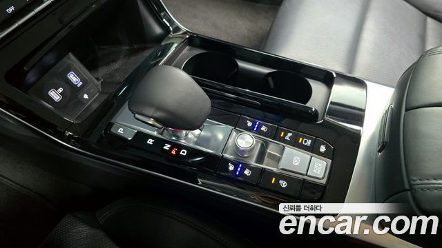 Kia K7 Premier Hybrid Noblesse 2021 — фото 8