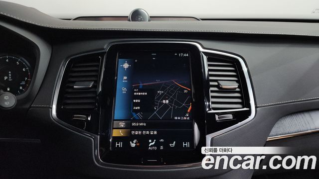 Volvo XC90 (II) B6 Inscription 2022 — фото 14
