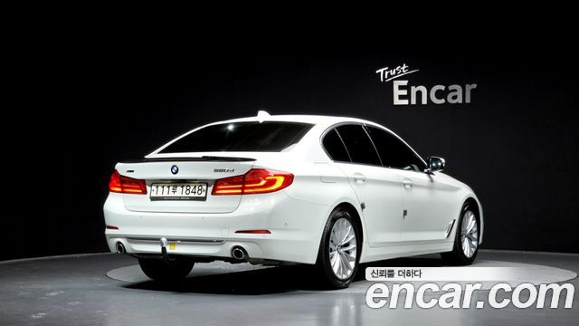 BMW 5 Series (G30) 520d xDrive Luxury Plus 2020 — фото 2