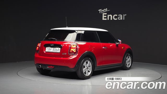 MINI Cooper Standard Third Generation 2017 — фото 2