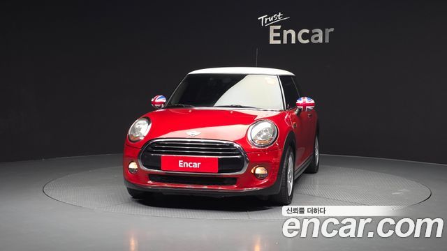MINI Cooper Standard Third Generation 2017 — фото 3
