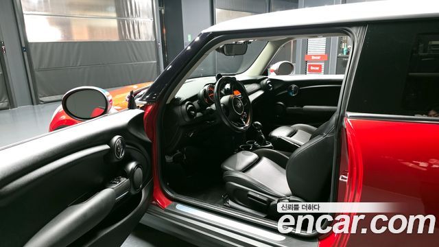 MINI Cooper Standard Third Generation 2017 — фото 10
