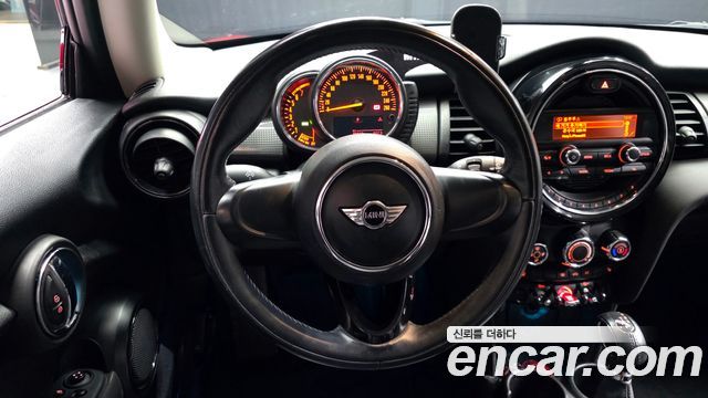 MINI Cooper Standard Third Generation 2017 — фото 13