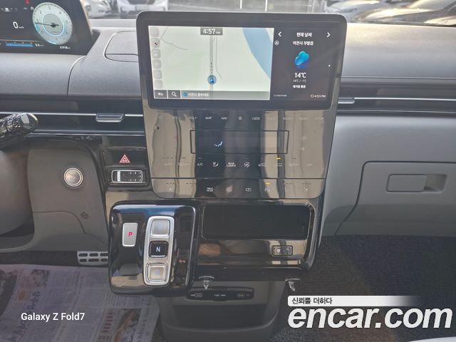 Hyundai Staria 4WD Lounge 9-Seater Inspiration 2022 — фото 15