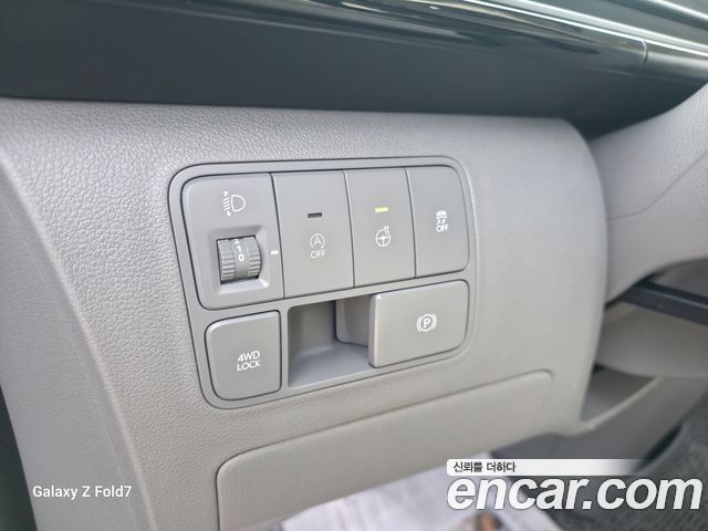 Hyundai Staria 4WD Lounge 9-Seater Inspiration 2022 — фото 19