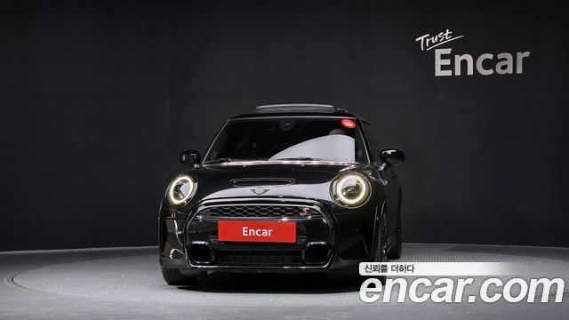 MINI Cooper S Classic Third Generation 2023 — фото 3