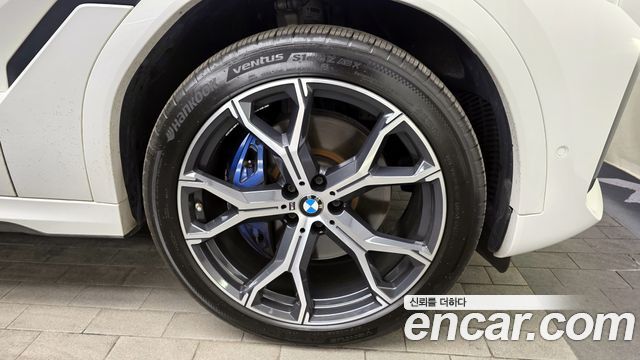 BMW X6 (G06) xDrive40i M Sport 2021 — фото 5