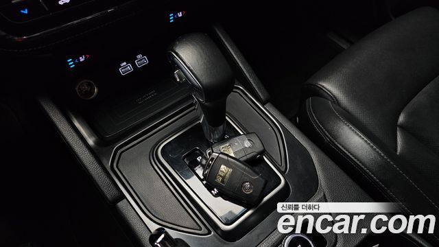 KG Mobility (SsangYong) Rexton Sports Khan Diesel 2.2 4WD Prestige 2022 — фото 9
